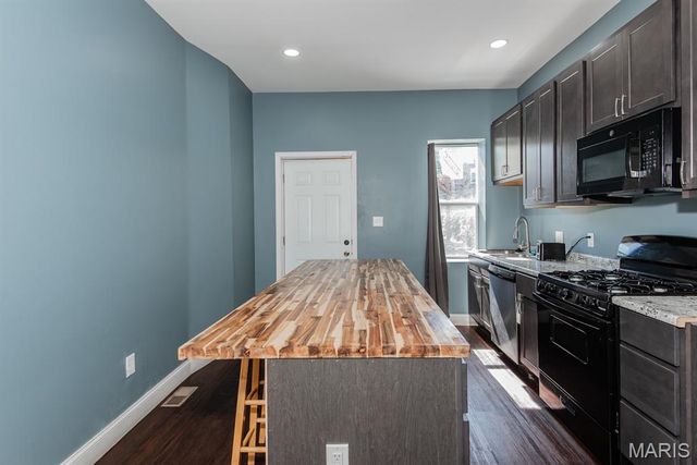 3436 Pennsylvania Avenue, St Louis, MO 63118