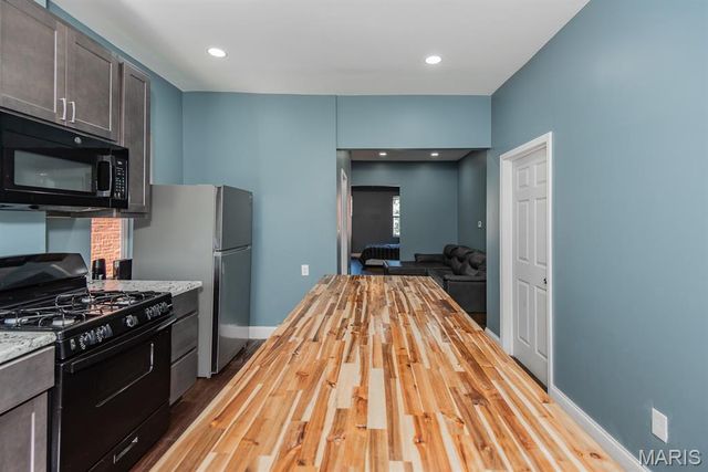 3436 Pennsylvania Avenue, St Louis, MO 63118