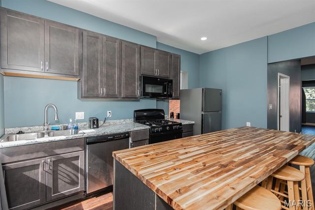 3436 Pennsylvania Avenue, St Louis, MO 63118