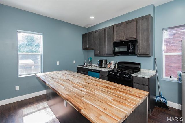3436 Pennsylvania Avenue, St Louis, MO 63118