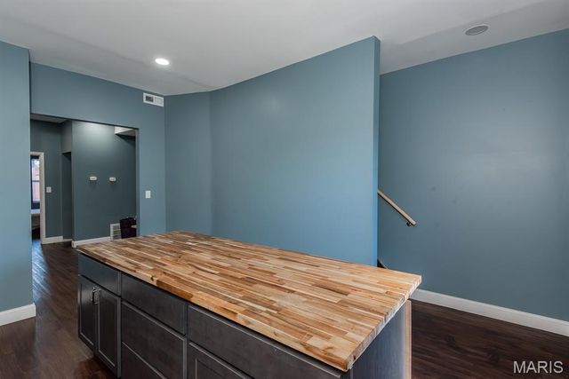 3436 Pennsylvania Avenue, St Louis, MO 63118