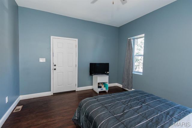 3436 Pennsylvania Avenue, St Louis, MO 63118