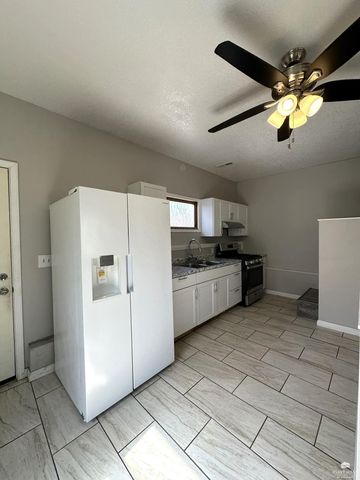 561 Zeandale, Manhattan, KS 66502