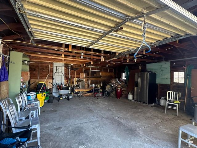 561 Zeandale, Manhattan, KS 66502