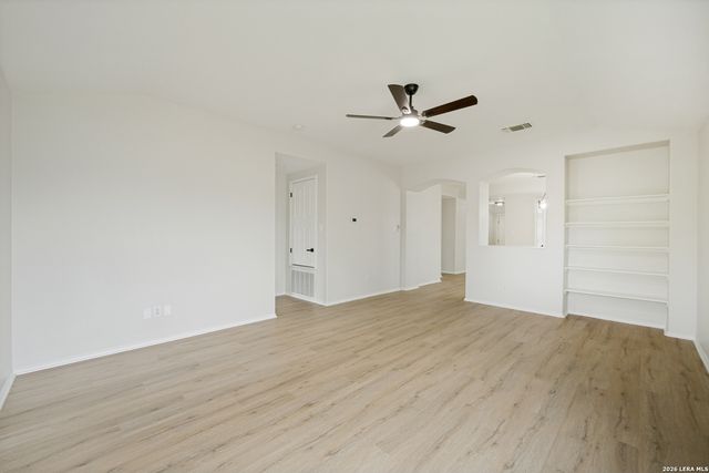 2864 SEASCAPE LN, New Braunfels, TX 78130