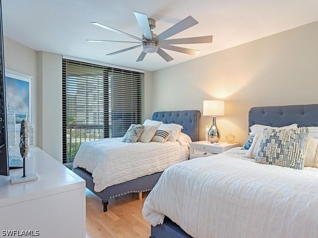 4551 Gulf Shore BLVD N 606, Naples, FL 34103