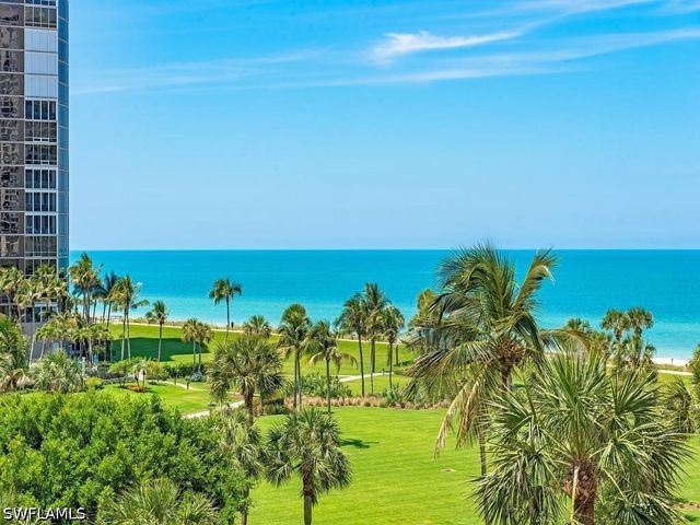 4551 Gulf Shore BLVD N 606, Naples, FL 34103