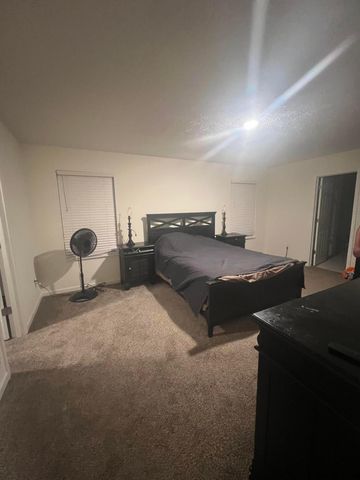 836 Saddle Avenue, Pataskala, OH 43062