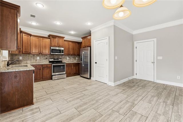 316 Norway Spruce Court, Locust Grove, GA 30248