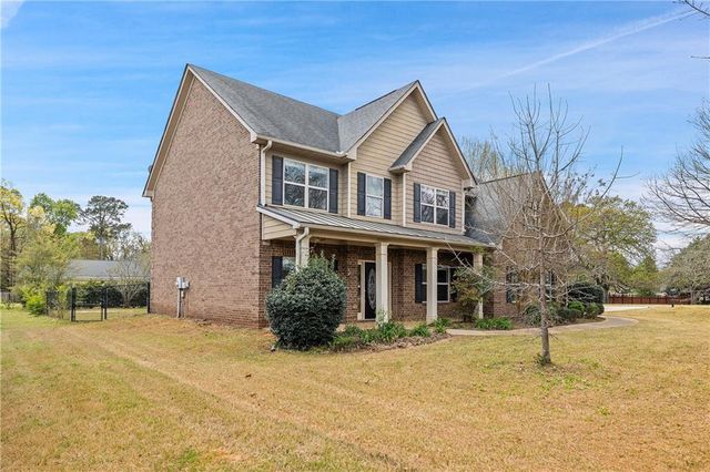 316 Norway Spruce Court, Locust Grove, GA 30248