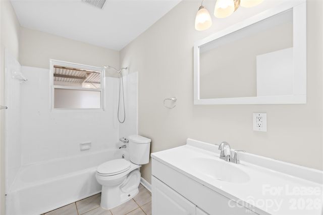 4033 Woodgreen Terrace, Charlotte, NC 28205