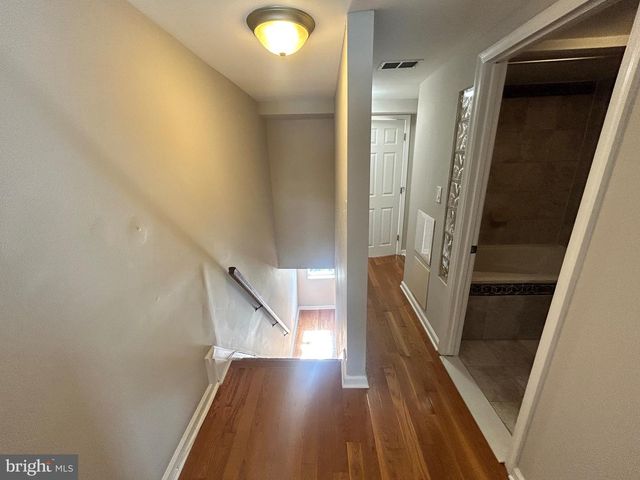 40 E BARNEY ST, Baltimore, MD 21230