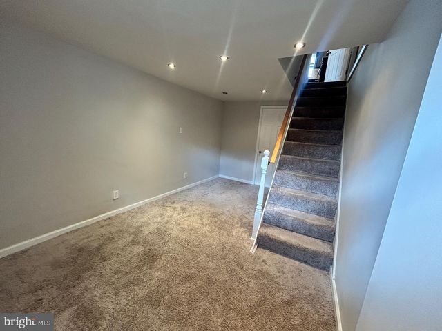 40 E BARNEY ST, Baltimore, MD 21230