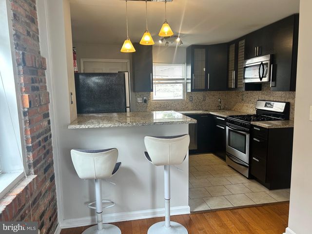 40 E BARNEY ST, Baltimore, MD 21230