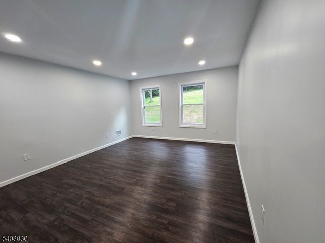 43 Rockport Rd, Wantage Twp., NJ 07461