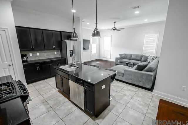 7853 Seville Ct, Baton Rouge, LA 70820