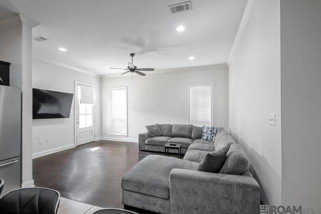 7853 Seville Ct, Baton Rouge, LA 70820