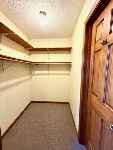 224 Lake Viking Terrace, Gallatin, MO 64640