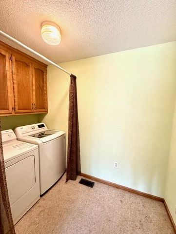 224 Lake Viking Terrace, Gallatin, MO 64640