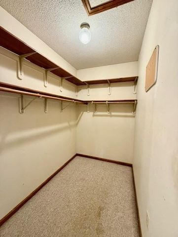 224 Lake Viking Terrace, Gallatin, MO 64640