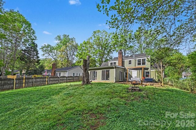 7729 Winterset Drive, Charlotte, NC 28270