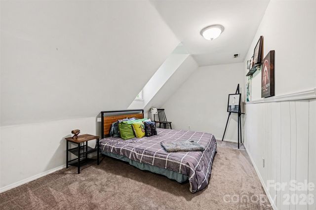 7729 Winterset Drive, Charlotte, NC 28270