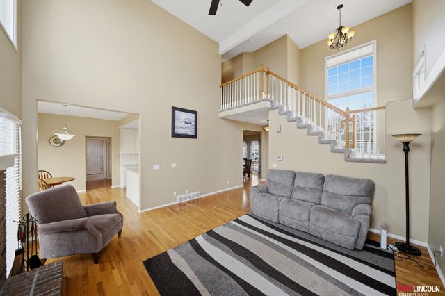 8217 S 66 Avenue, La Vista, NE 68128