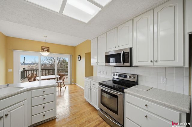 8217 S 66 Avenue, La Vista, NE 68128