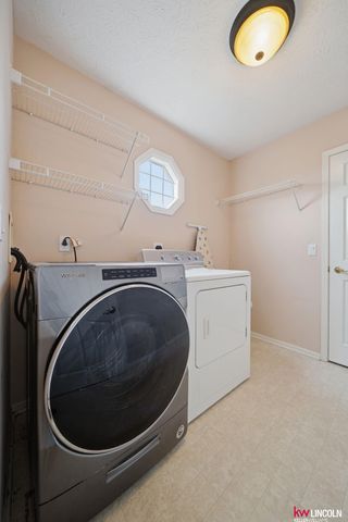 8217 S 66 Avenue, La Vista, NE 68128