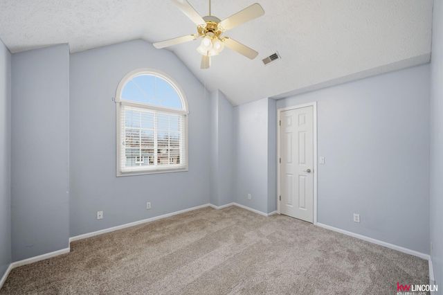 8217 S 66 Avenue, La Vista, NE 68128