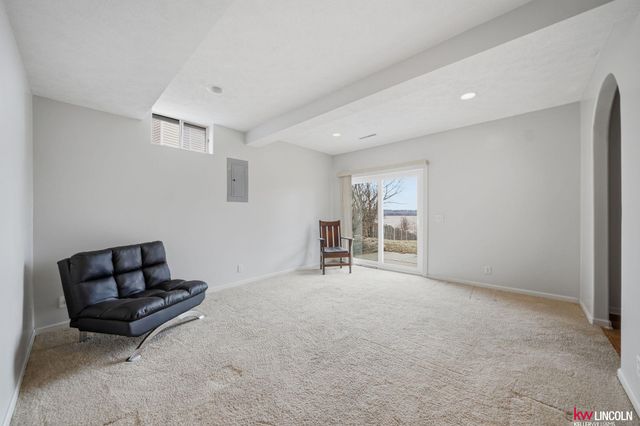 8217 S 66 Avenue, La Vista, NE 68128