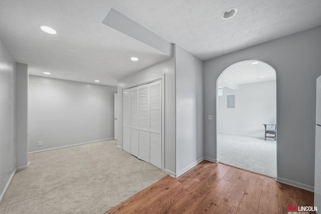 8217 S 66 Avenue, La Vista, NE 68128