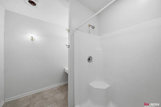 8217 S 66 Avenue, La Vista, NE 68128