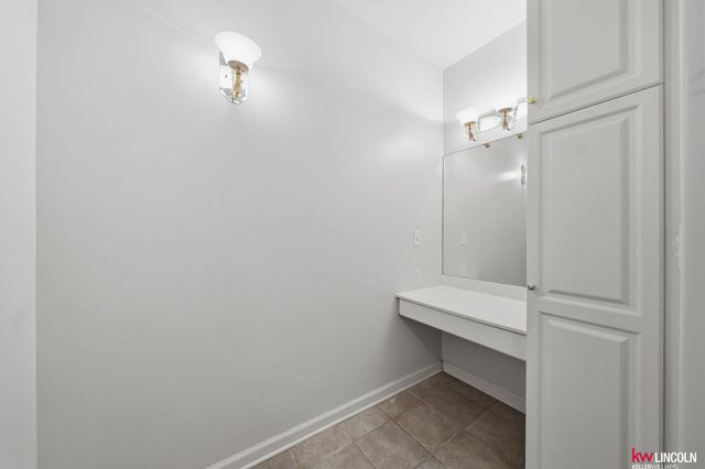 8217 S 66 Avenue, La Vista, NE 68128