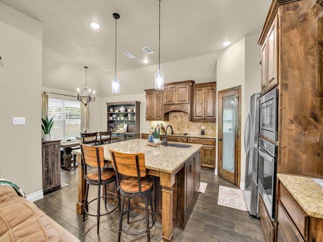 156 Cottongame Road, Weatherford, TX 76088