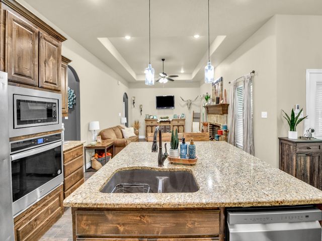 156 Cottongame Road, Weatherford, TX 76088
