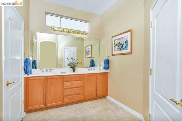 972 Centennial Dr, Brentwood, CA 94513