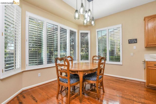 972 Centennial Dr, Brentwood, CA 94513