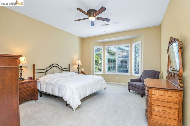 972 Centennial Dr, Brentwood, CA 94513