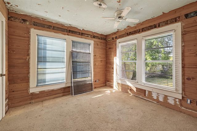 415 Pearl Street, Baytown, TX 77520