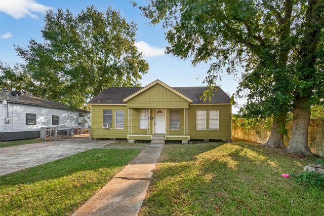415 Pearl Street, Baytown, TX 77520
