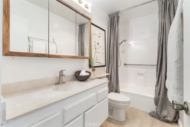 22456 Caminito Esteban, Laguna Hills, CA 92653