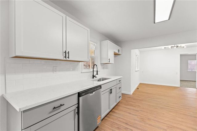 8540 E 81st Terrace, Raytown, MO 64138