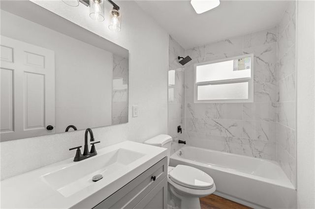 8540 E 81st Terrace, Raytown, MO 64138