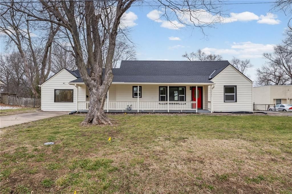 8540 E 81st Terrace, Raytown, MO 64138