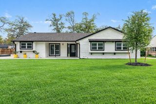 28814 Holly Hill Drive, Shenandoah, TX 77381