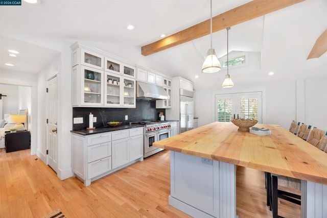 942 Raintree Pl, Lafayette, CA 94549