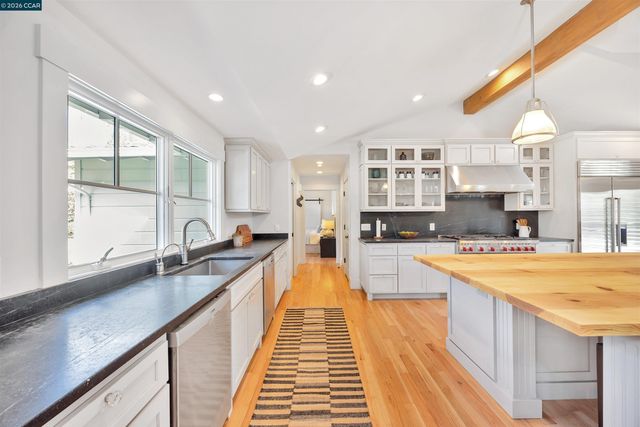 942 Raintree Pl, Lafayette, CA 94549