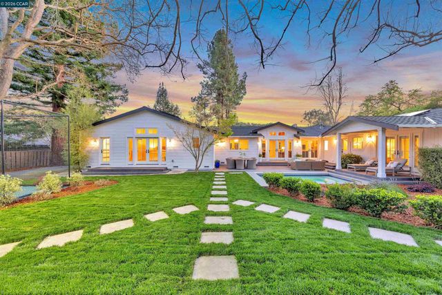 942 Raintree Pl, Lafayette, CA 94549