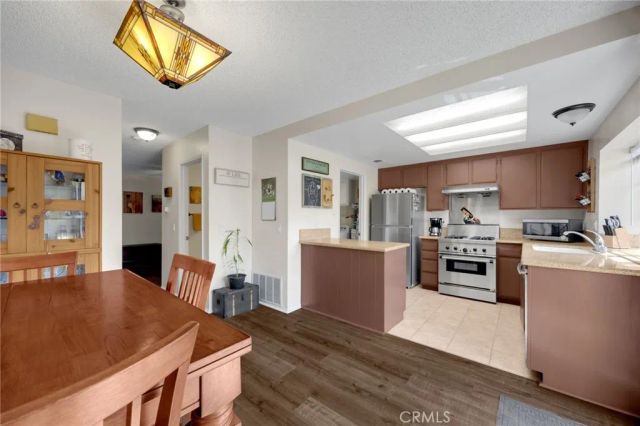 21725 Laurelrim D, Diamond Bar, CA 91765